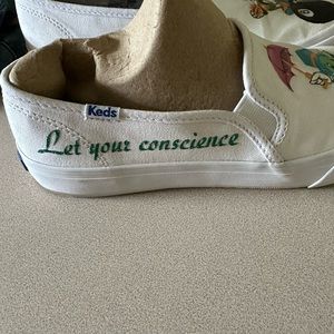 Keds size 9 brand new never worn. Custom made Jiminy cricket.